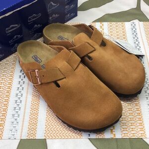 NWT Birkenstock Boston in Mink Suede